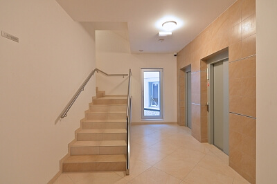 Rubešova, Vinohrady - Praha 2 | Pronájem, Byt 2+kk, 59 m²