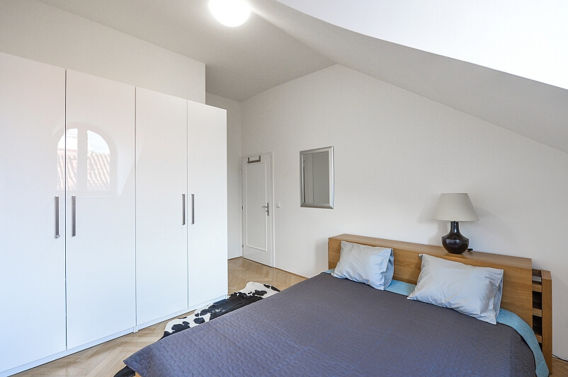 Vlašská, Malá Strana - Prague 1 | Rent, Apartment Two-bedroom (3+kk), 75 m²