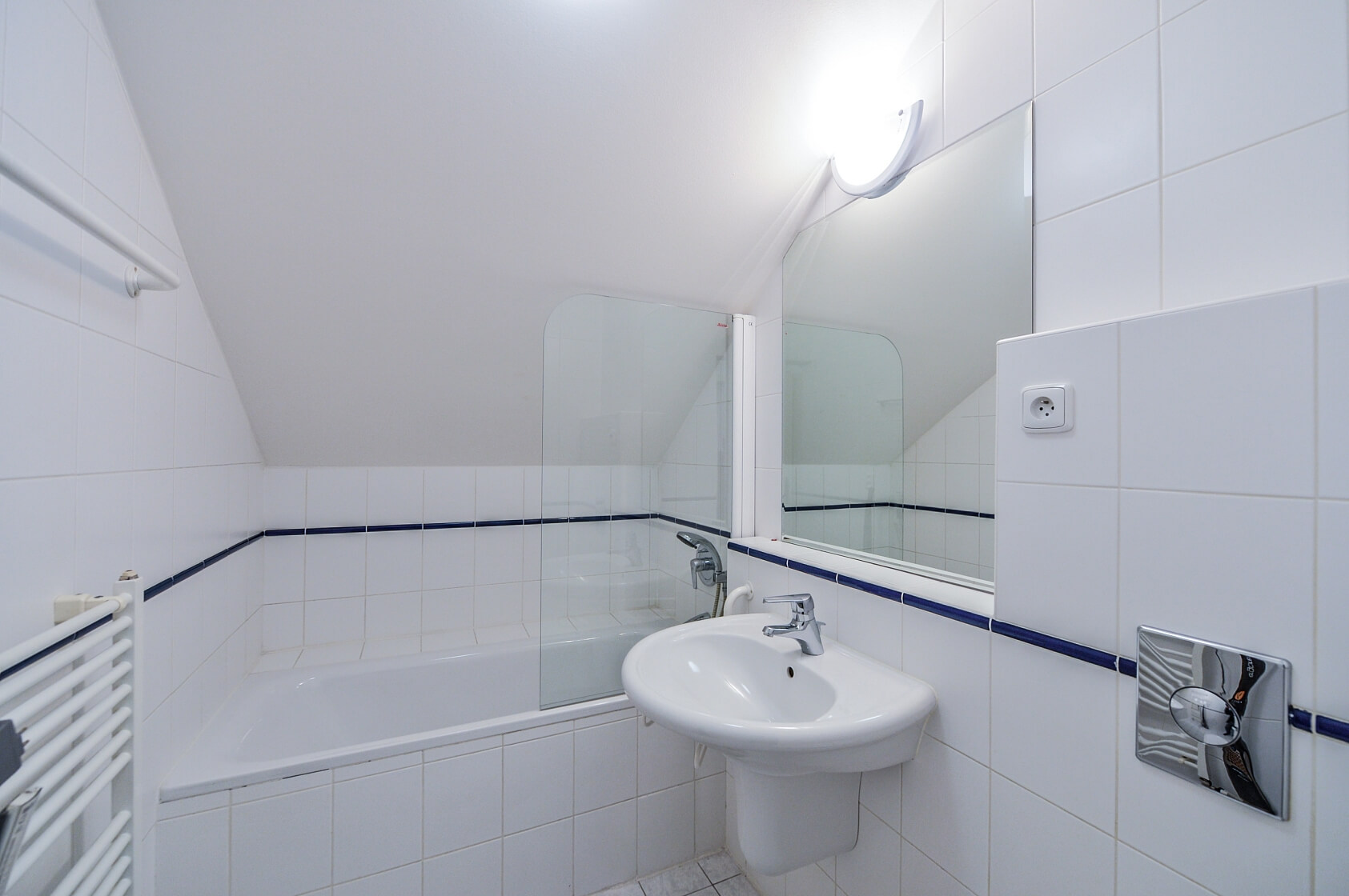 Vlašská, Malá Strana - Prague 1 | Rent, Apartment Two-bedroom (3+kk), 75 m²