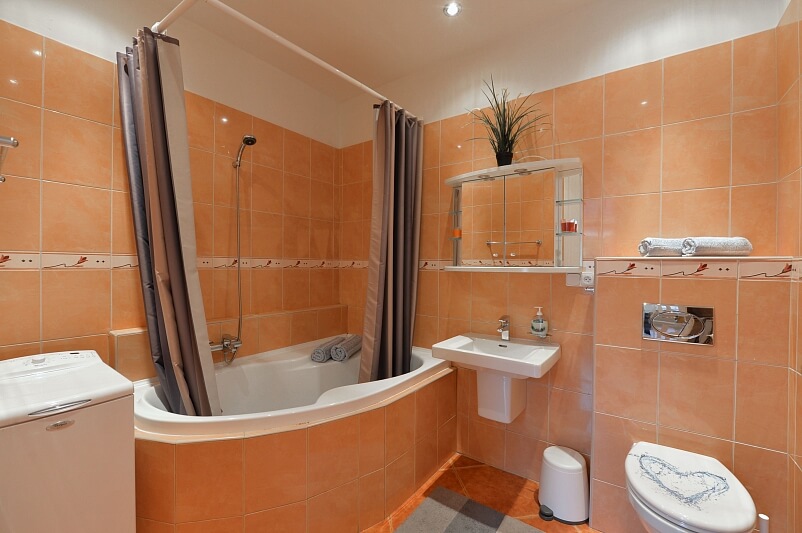 Zborovská, Smíchov - Prague 5 | Sale, Apartment One-bedroom (2+kk), 69 m²