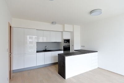 U Nikolajky, Smíchov - Praha 5 | Pronájem, Byt 2+kk, 56 m²