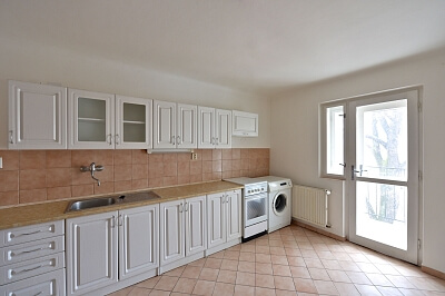Šmeralova, Bubeneč - Prague 7 | Rent, Apartment Two-bedroom (3+1), 109 m²