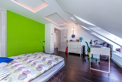 Jugoslávských partyzánů, Bubeneč - Prague 6 | Sale, Apartment Three-bedroom (4+kk), 188 m²