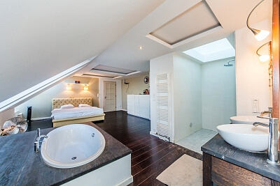 Jugoslávských partyzánů, Bubeneč - Prague 6 | Sale, Apartment Three-bedroom (4+kk), 188 m²