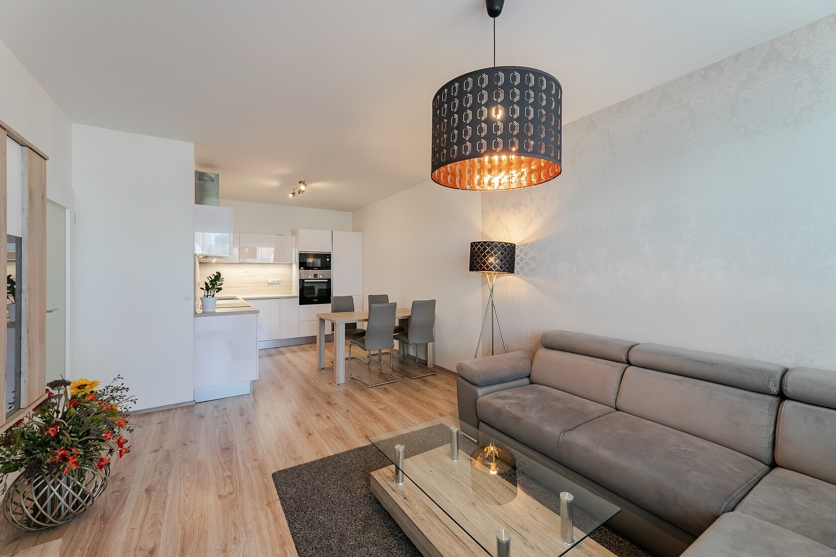 V Zahrádkách, Žižkov - Prague 3 | Rent, Apartment One-bedroom (2+kk), 56 m²