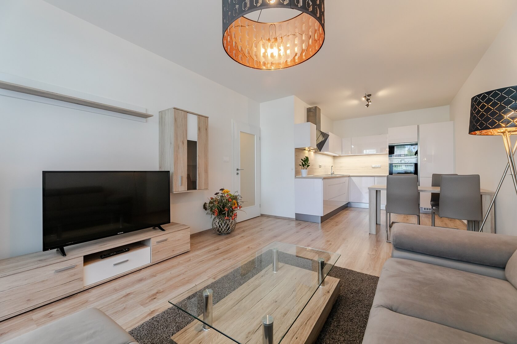 V Zahrádkách, Žižkov - Praha 3 | Pronájem, Byt 2+kk, 56 m²