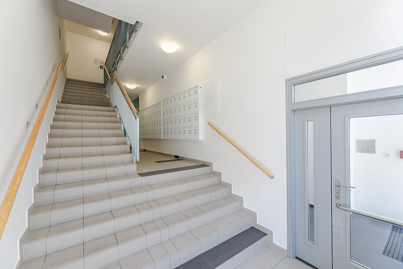 V Zahrádkách, Žižkov - Prague 3 | Rent, Apartment One-bedroom (2+kk), 56 m²