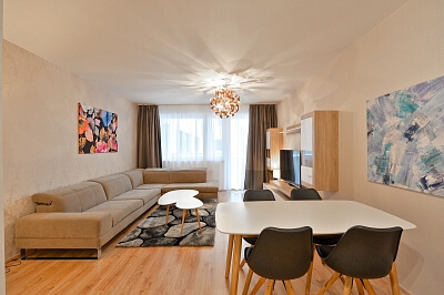 V Zahrádkách, Žižkov - Prague 3 | Rent, Apartment One-bedroom (2+kk), 64 m²