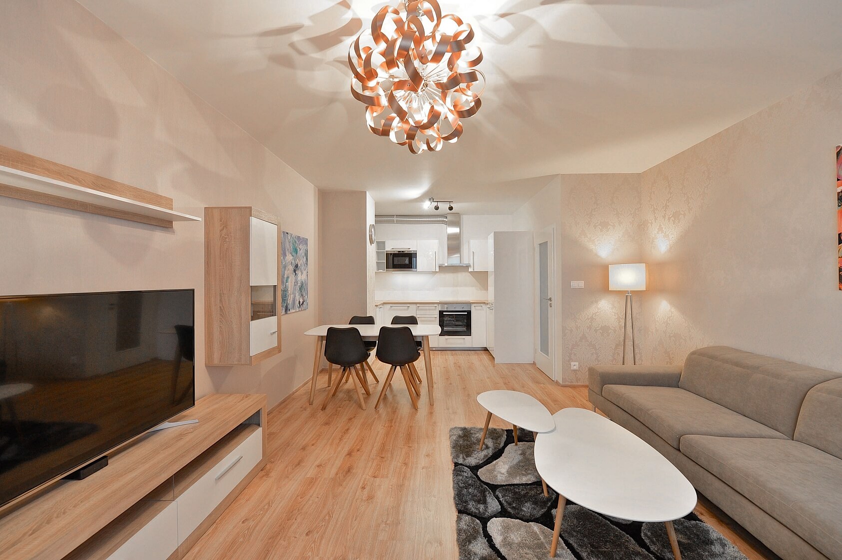 V Zahrádkách, Žižkov - Prague 3 | Rent, Apartment One-bedroom (2+kk), 64 m²