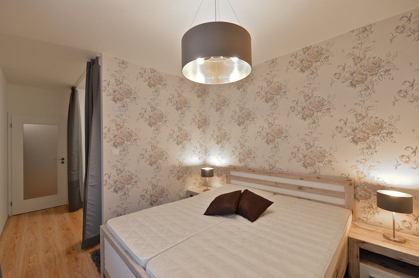 V Zahrádkách, Žižkov - Prague 3 | Rent, Apartment One-bedroom (2+kk), 64 m²
