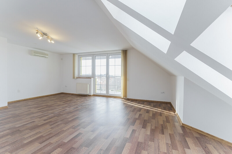 Kobylnice, Brno - venkov - Brno-město | Pronájem, Rodinný dům 7+kk, 459 m²