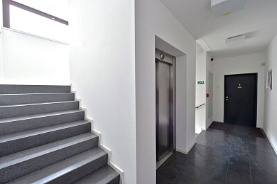 U Uranie, Holešovice - Prague 7 | Rent, Apartment One-bedroom (2+kk), 78 m²