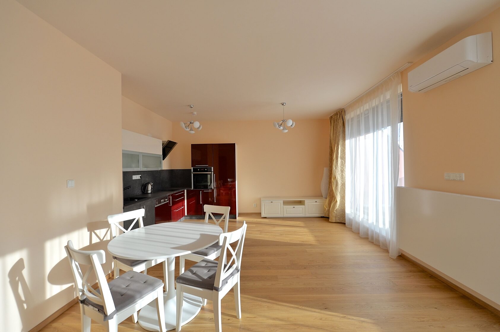 Jindřicha Plachty, Smíchov - Prague 5 | Rent, Apartment One-bedroom (2+kk), 105 m²