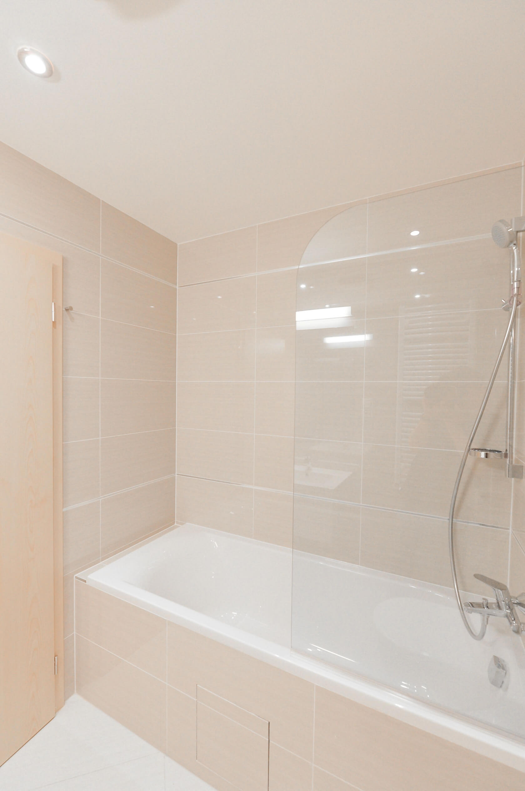 Olšanská, Žižkov - Prague 3 | Rent, Apartment One-bedroom (2+kk), 71 m²