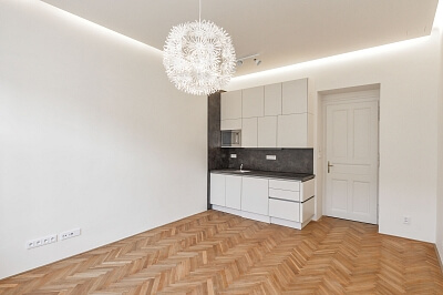 Březinova, Karlín - Prague 8 | Rent, Apartment One-bedroom (2+kk), 43 m²