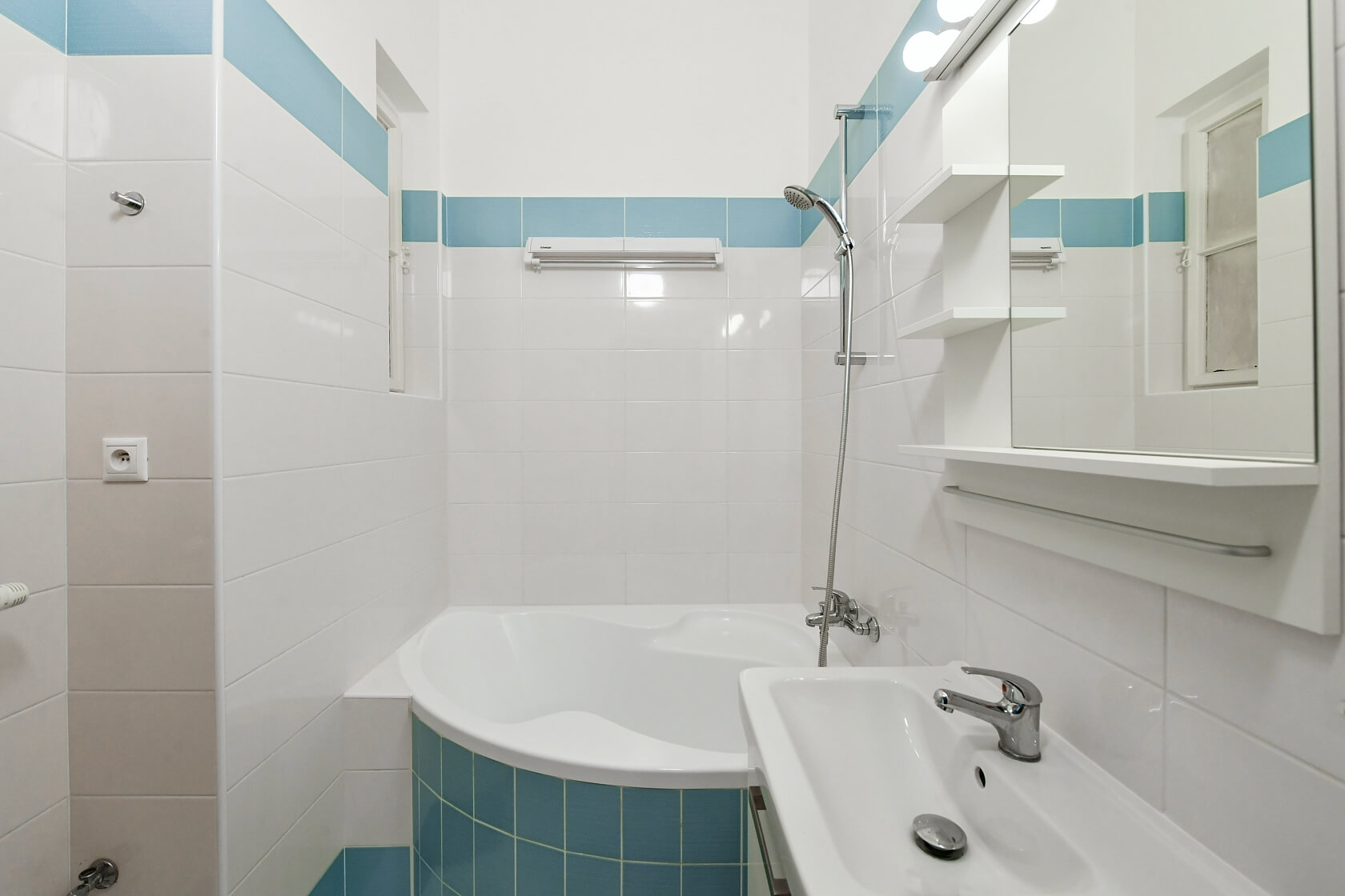 Na Švihance, Vinohrady - Prague 2 | Rent, Apartment Two-bedroom (3+kk), 82 m²