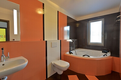 Pod Zámkem, Nový Knín - Příbram | Pronájem, Rodinný dům 5+kk, 177 m²