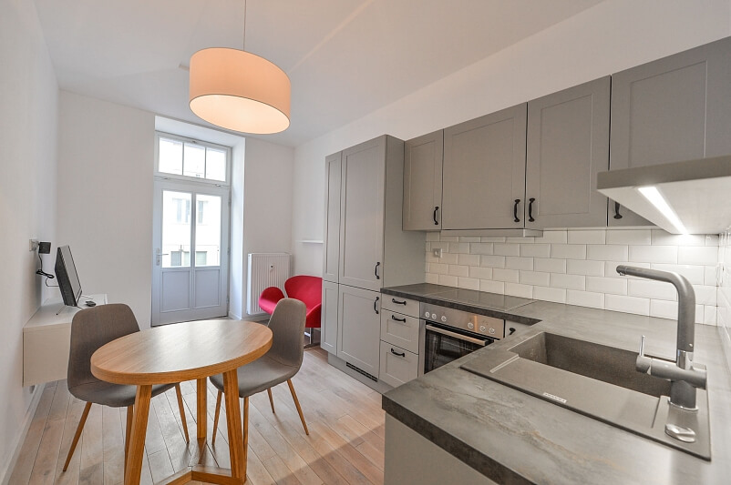 Grafická, Smíchov - Praha 5 | Pronájem, Byt 2+kk, 70 m²