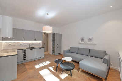 Grafická, Smíchov - Prague 5 | Rent, Apartment One-bedroom (2+kk), 45 m²