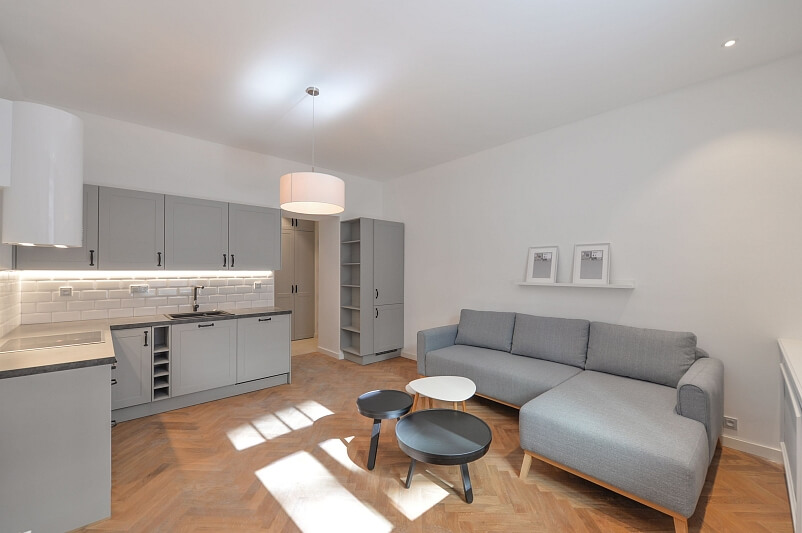 Grafická, Smíchov - Prague 5 | Rent, Apartment One-bedroom (2+kk), 45 m²