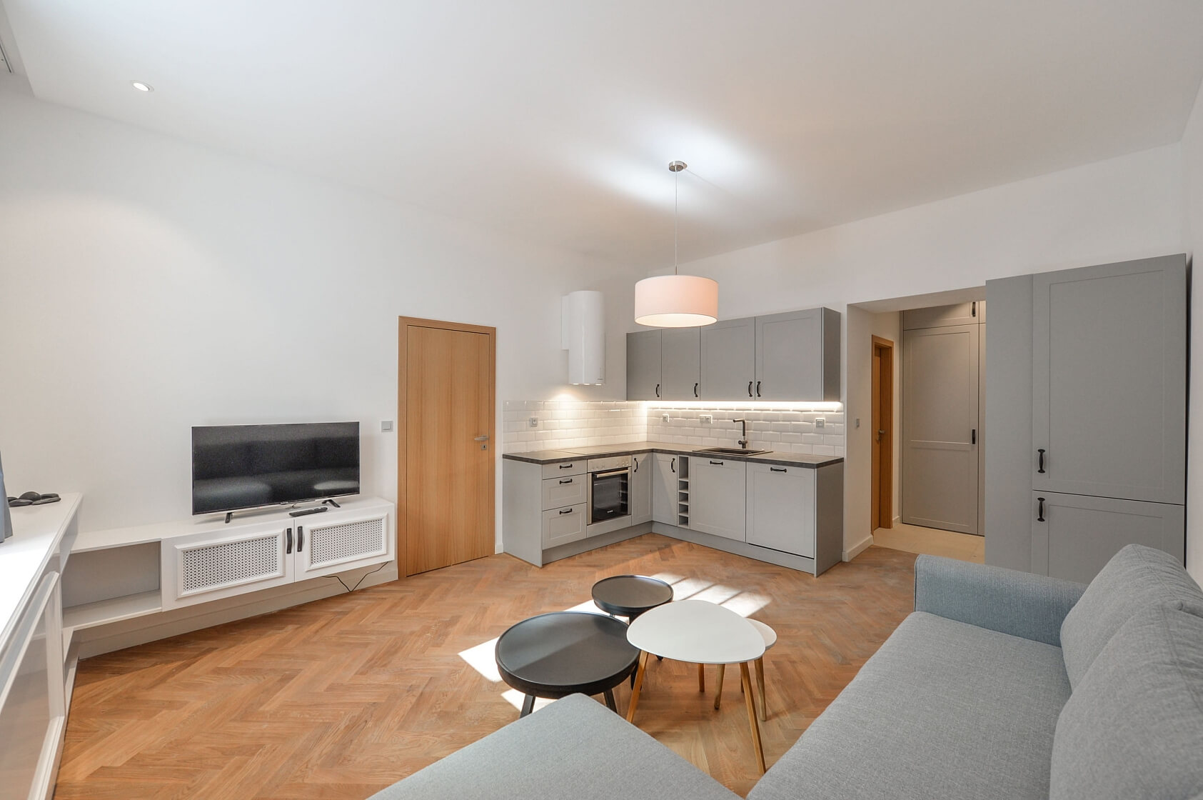 Grafická, Smíchov - Prague 5 | Rent, Apartment One-bedroom (2+kk), 45 m²