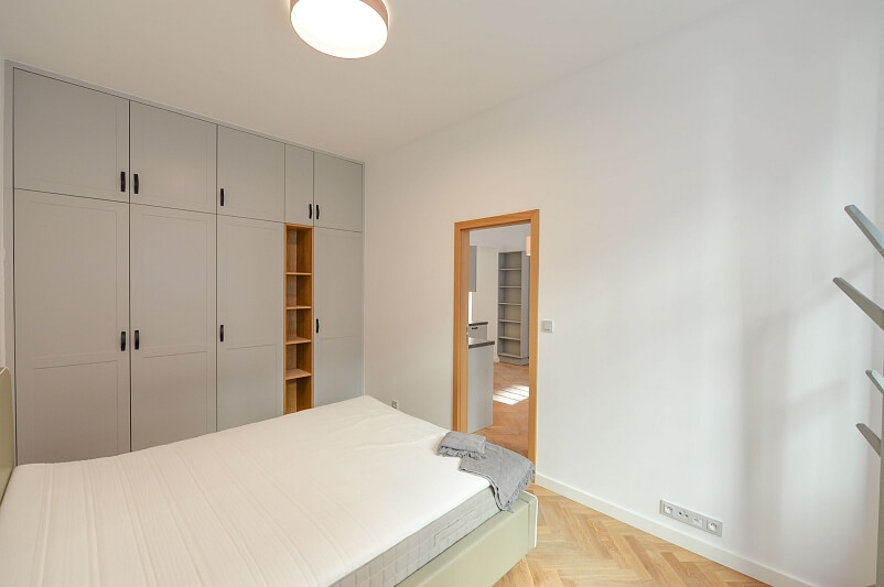 Grafická, Smíchov - Prague 5 | Rent, Apartment One-bedroom (2+kk), 45 m²