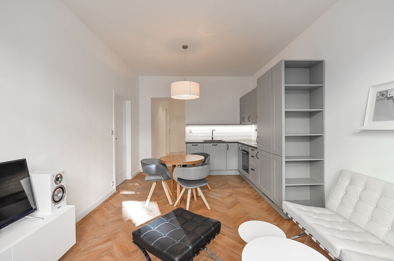 Grafická, Smíchov - Prague 5 | Rent, Apartment Two-bedroom (3+kk), 59 m²