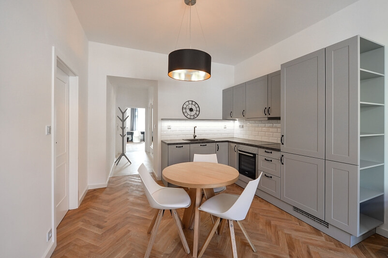 Grafická, Smíchov - Prague 5 | Rent, Apartment Two-bedroom (3+kk), 59 m²