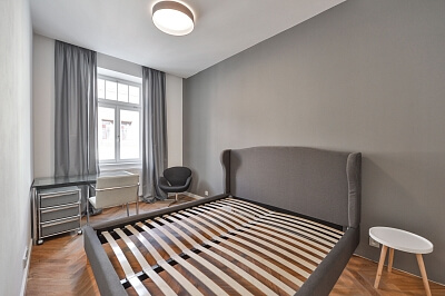 Grafická, Smíchov - Prague 5 | Rent, Apartment Two-bedroom (3+kk), 59 m²