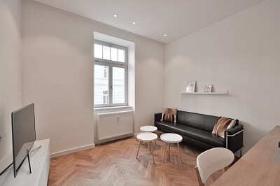 Grafická, Smíchov - Prague 5 | Rent, Apartment One-bedroom (2+kk), 44 m²