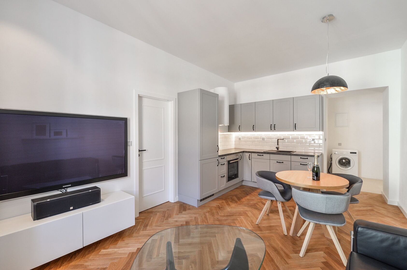 Grafická, Smíchov - Praha 5 | Pronájem, Byt 2+kk, 45 m²