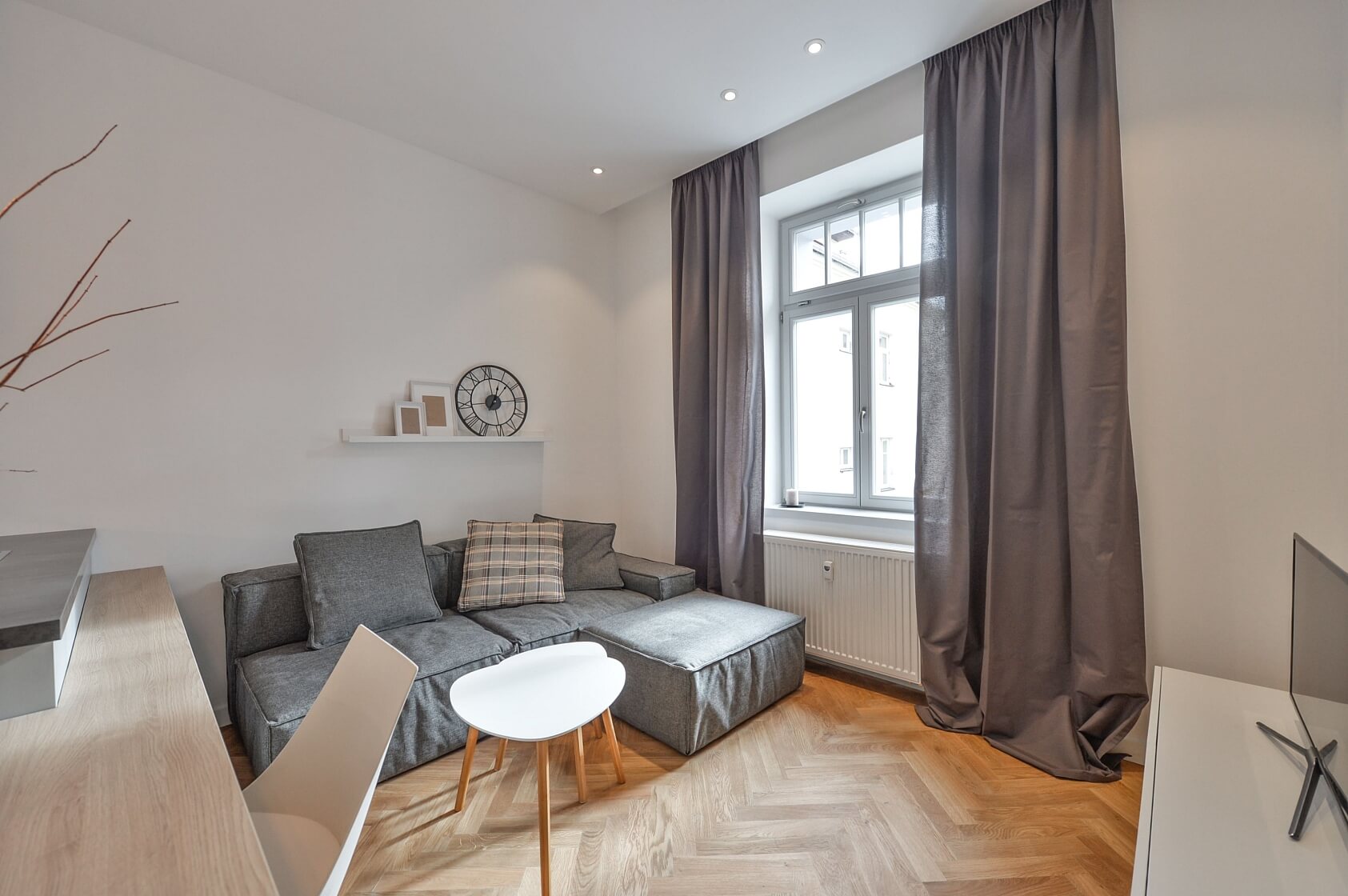 Grafická, Smíchov - Prague 5 | Rent, Apartment One-bedroom (2+kk), 46 m²