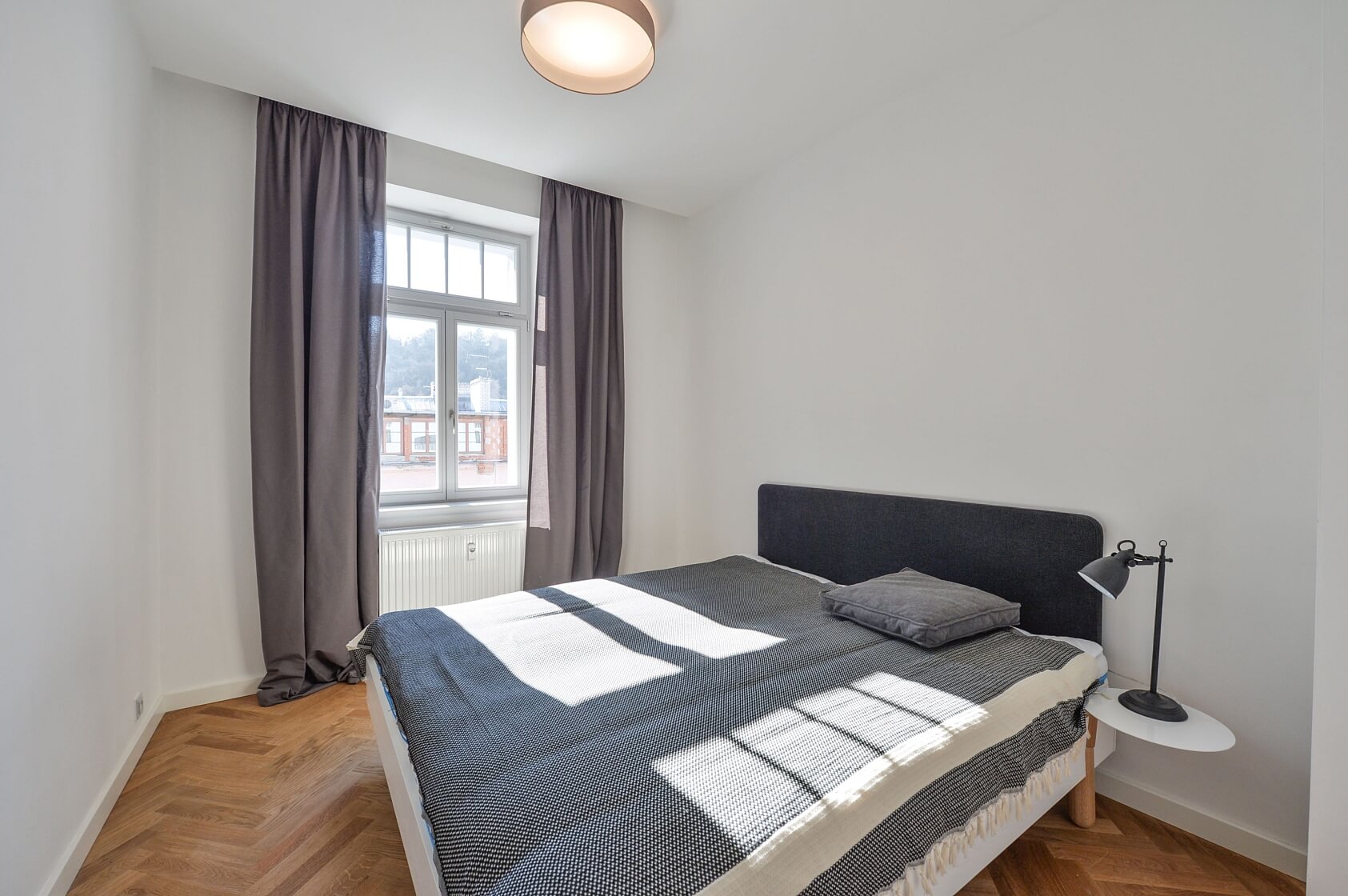 Grafická, Smíchov - Prague 5 | Rent, Apartment One-bedroom (2+kk), 45 m²