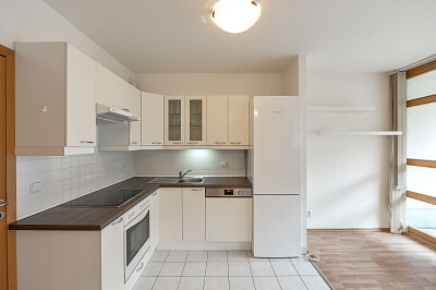 Ostrovského, Smíchov - Prague 5 | Rent, Apartment Three-bedroom (4+kk), 108 m²