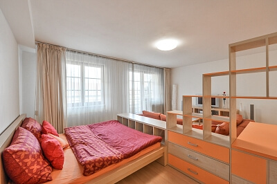 Šlikova, Břevnov - Praha 6 | Pronájem, Byt 1+kk, 62 m²