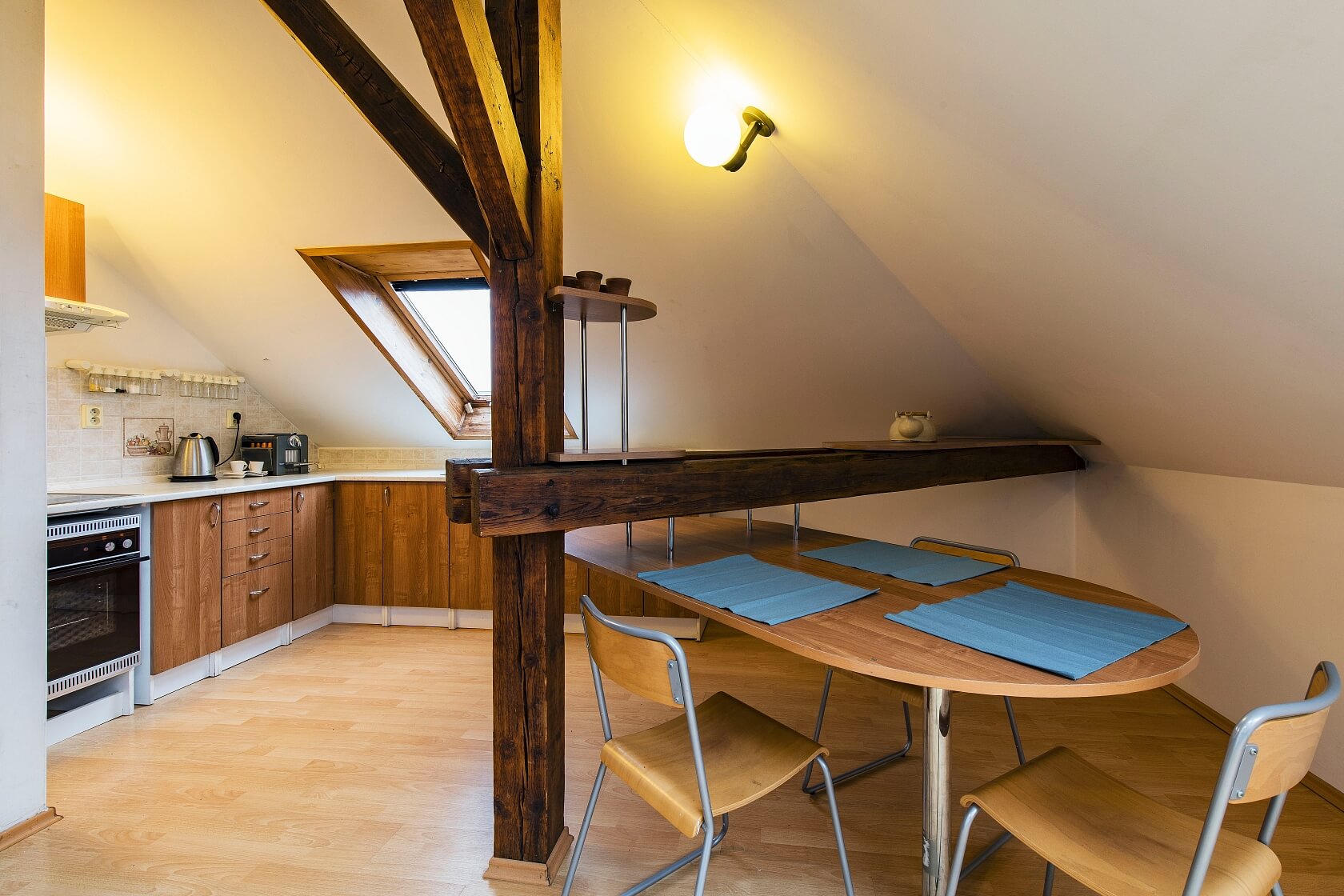 Čihákova, Vysočany - Praha 9 | Pronájem, Byt 2+kk, 70 m²