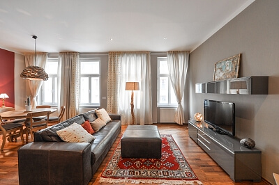 Lublaňská, Nové Město - Praha 2 | Pronájem, Byt 3+kk, 89 m²