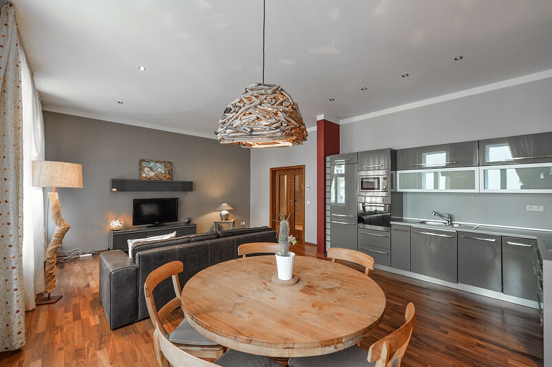 Lublaňská, Nové Město - Praha 2 | Pronájem, Byt 3+kk, 89 m²