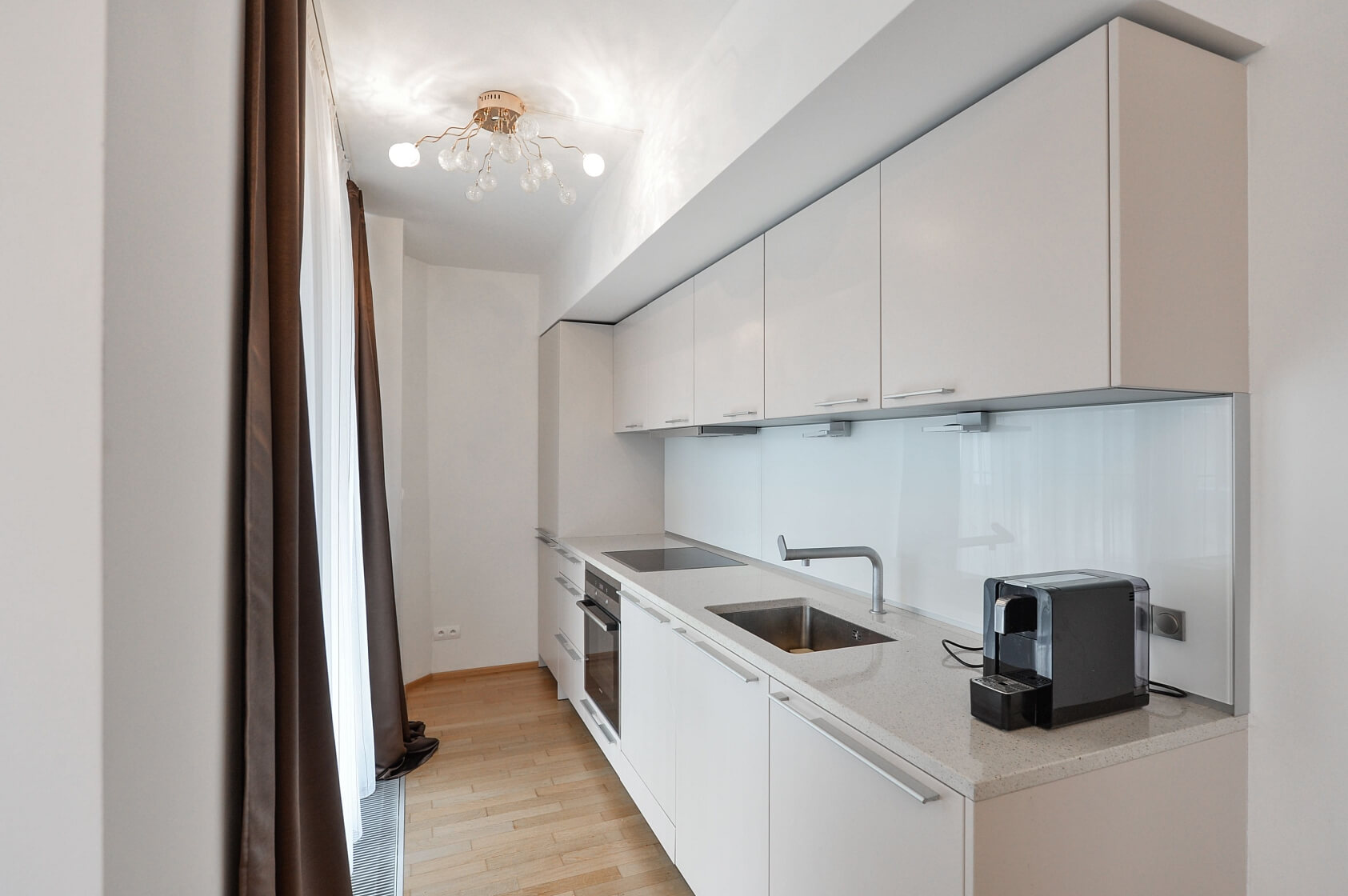 Pitterova, Žižkov - Prague 3 | Rent, Apartment One-bedroom (2+kk), 102 m²
