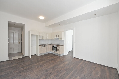 Na Spojce, Vršovice - Prague 10 | Rent, Apartment One-bedroom (2+kk), 47 m²