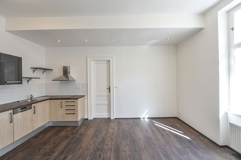 Na Spojce, Vršovice - Prague 10 | Rent, Apartment One-bedroom (2+kk), 50 m²