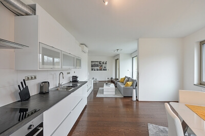 U Okrouhlíku, Smíchov - Praha 5 | Pronájem, Byt 3+kk, 84 m²