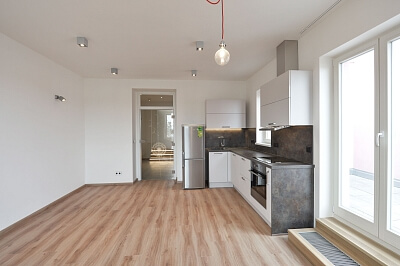 Národní obrany, Bubeneč - Praha 6 | Pronájem, Byt 2+kk, 80 m²