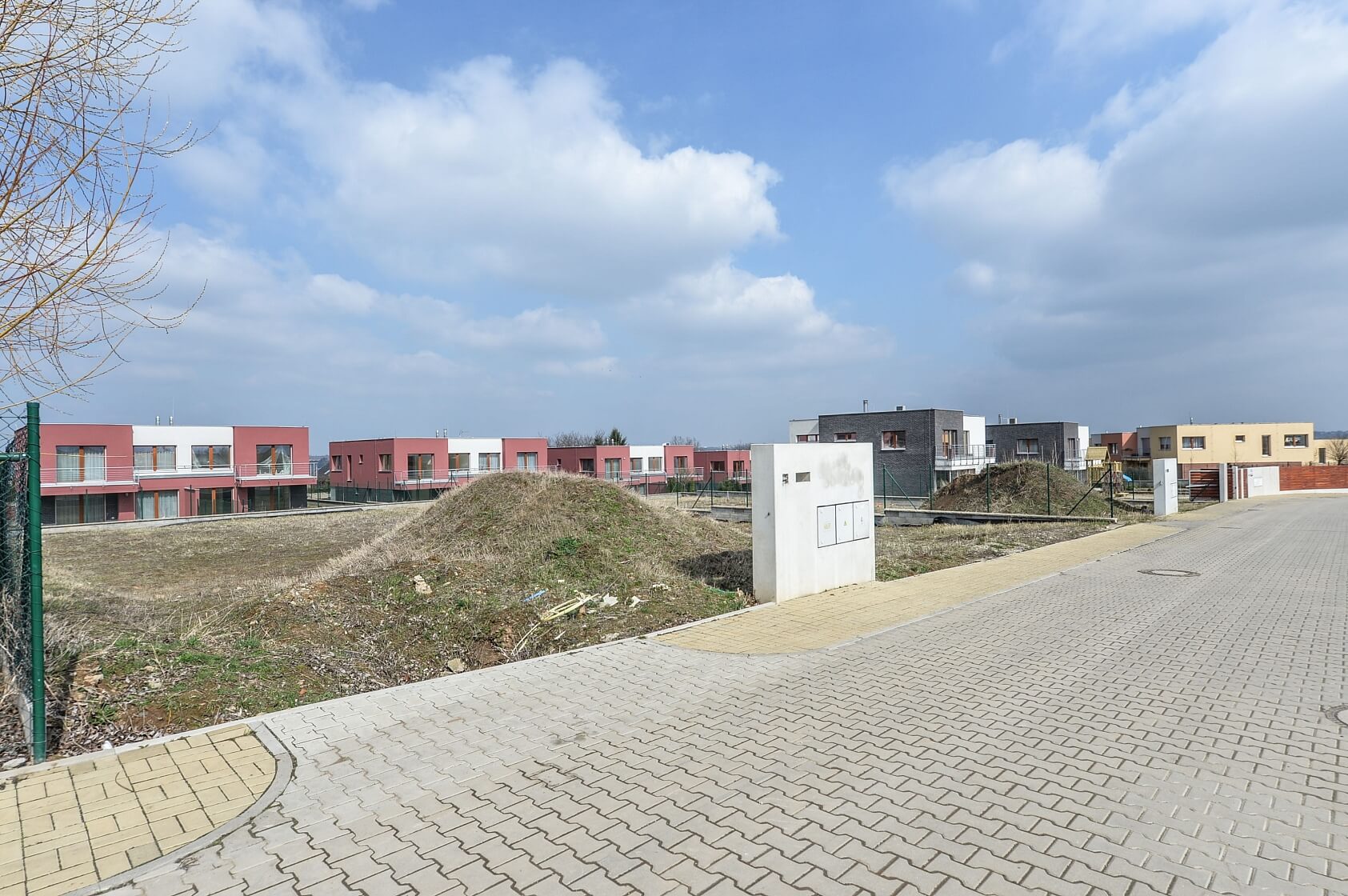 Jantarová, Roztoky - Praha-západ | Prodej, Pozemek, 825 m²