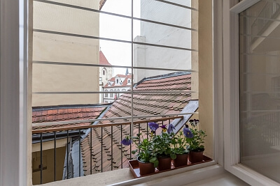 Maltézské náměstí, Malá Strana - Praha 1 | Pronájem, Byt 2+1, 52 m²