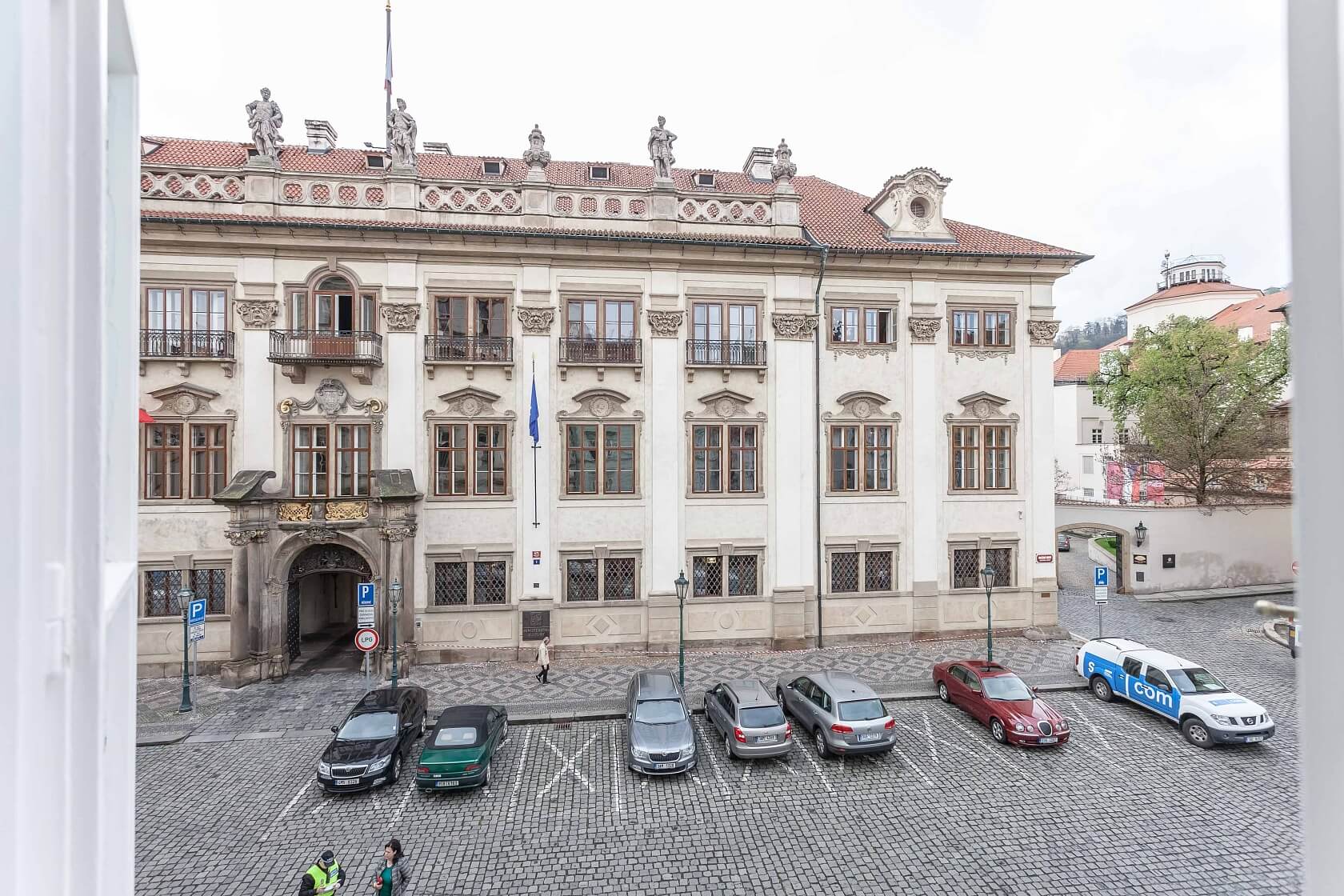 Maltézské náměstí, Malá Strana - Prague 1 | Rent, Apartment One-bedroom (2+1), 52 m²