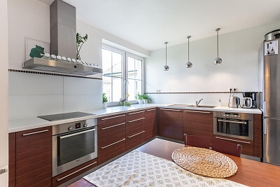 Na Bambouzku, Lipence - Praha 5 | Pronájem, Rodinný dům 5+kk, 250 m²