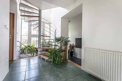 Na Bambouzku, Lipence - Praha 5 | Pronájem, Rodinný dům 5+kk, 250 m²