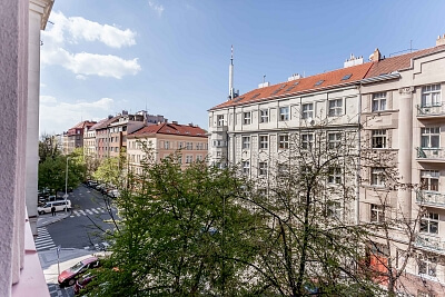Lucemburská, Vinohrady - Prague 3 | Rent, Apartment One-bedroom (2+kk), 65 m²