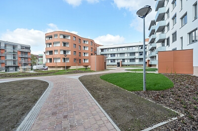 Čumpelíkova, Kobylisy - Praha 8 | Pronájem, Byt 2+kk, 61 m²